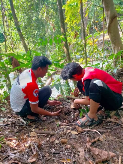 Mahasiswa KKN Unhas Berkolaborasi dengan Pemda Setempat untuk Menjaga Kelestarian Alam pada Kawasan Wisata Tompotikka