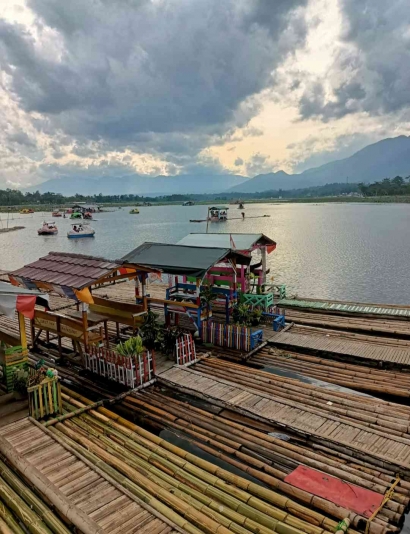 Cerita Perjalanan ke Situ Bagendit Kabupaten Garut