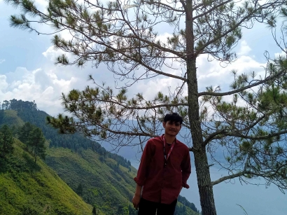 Bukit Senyum Motung Kecamatan Ajibata, Kabupaten Toba