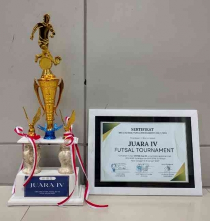 UMG Sabet Juara 4 pada Lomba Futsal Tingkat Mahasiswa Jatim
