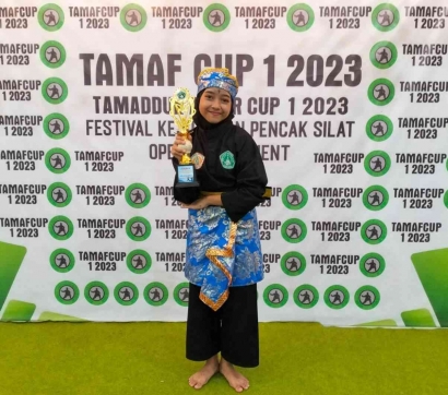 Kak Cinta Novarika Sang Juara 1 Pencak Silat Seni TAMAF Cup 2023 Kategori SMP
