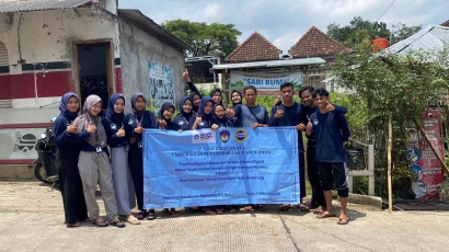 Penanaman Sayuran dan TOGA di KWT Desa Polaman Kota Semarang