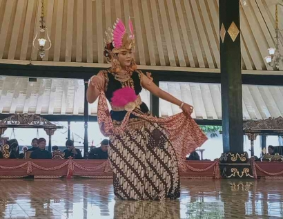 Mengenal Tari Golek Lambangsari dari Kraton Yogyakarta