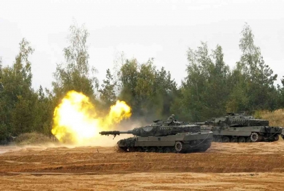 Polandia Turut Kirim Sejumlah Tank Tempur Leopard 2 ke Ukraina
