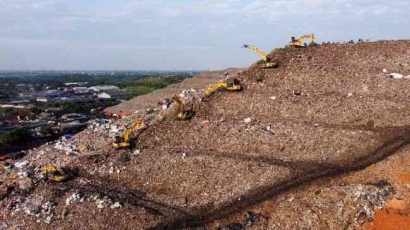 Mencekamnya Tumpukan Sampah di Bantargebang Hingga Disebut Gunung "Emas" Bagi Penduduk Bantargebang, Kota Bekasi