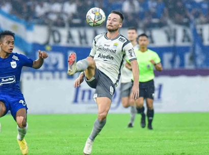 PSIS Semarang vs Persib Bandung 1-3, Maung Bandung Naik ke Puncak Klasemen