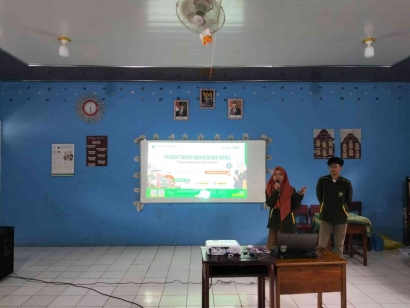 Menggemparkan MA Sultan Fattah, Tim KKN UNISNU Sukosono 1 Berkolaborasi dengan Forum Duta Genre Jepara 2022