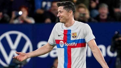 Lewandowski Jangan Cetak Gol Lagi agar Barcelona Tidak Rugi