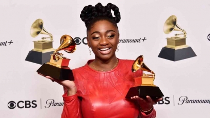Penyanyi Jazz Samara Joy Bersinar di Grammy Awards 2023