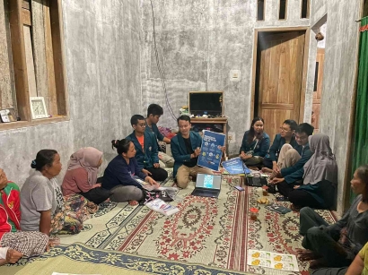 Menerima Tanggapan Positif dari Pelaku UMKM Desa Pucung, Mahasiswa KKN UNDIP Telah Sukses Merealisasikan Pendampingan Pembuatan Sertifikat Halal
