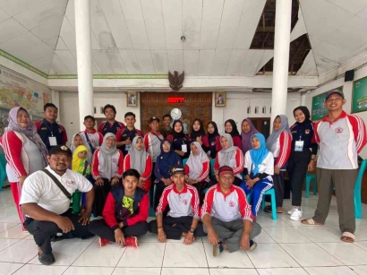 Berantas Sarang Nyamuk, Mahasiswa KKN UPGRIS Edukasikan Cara Cegah DBD
