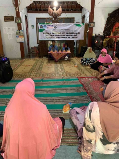 Mencegah Penyakit pada Lansia, Mahasiswa KKN-T UNIPMA Berkolaborasi Dengan Dosen Abdimas Menggelar Cek Kesehatan Gratis