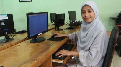 Kisah Nafisah, Gadis Mualaf yang Punya Cita-Cita Jadi IT Profesional