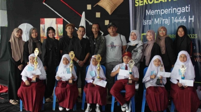 Teater Limo Gunuang bersama Cafestika Menggelar Lomba Baca Puisi Tingkat Sekolah Dasar di Kota Bukittinggi