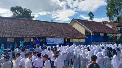Ratusan Siswa SMP Negeri 3 Bayongbong ikuti Gerakan Nasional Aksi Bergizi bersama UPT Puskesmas Cilimus