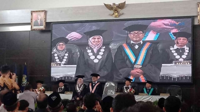 Pengukuhan Guru Besar Universitas Muhammadiyah Gresik