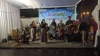SMA Muhammadiyah 1 Malang Jawara Festival Musik Kreatif