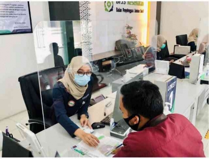 Pentingnya Etika Profesi Tenaga Kesehatan dalam Memberikan Pelayanan Kesehatan terhadap Pengguna Kartu Indonesia Sehat (KIS) Maupun Non KIS