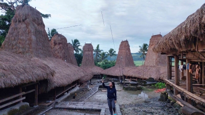 Mengulik Filosofi Rumah di Kampung Adat Bodomaroto Sumba Barat