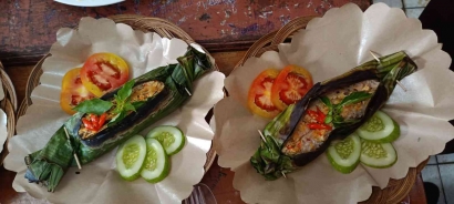 Masakan Sehat Khas Sunda: Nasi Bakar Beras Merah!