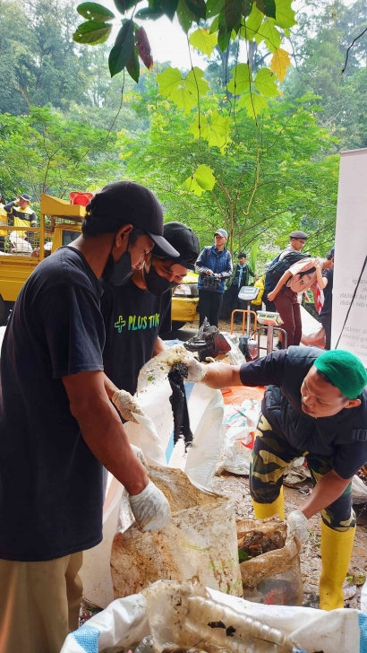 Kebun Raya Bogor Mewadahi Masyarakat untuk Memperingati Hari Peduli Sampah Nasional