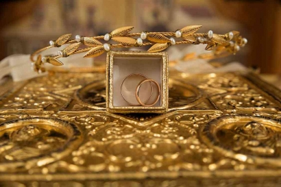 Investasi Emas: Pilih Emas Batangan atau Emas Perhiasan? Mana yang Lebih Untung?