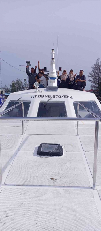 Kapal Cepat Mengantarkan Peserta Raker Tahun 2023 ke Pulau Panjang