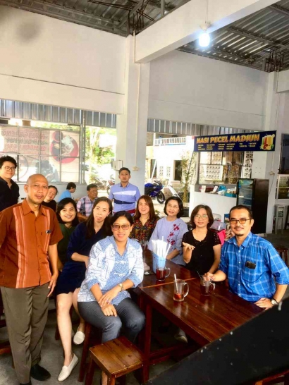 RM Hanania, Referensi Nasi Pecel Madiun, Ayam dan Bebek Goreng Terenak di Kota Semarang