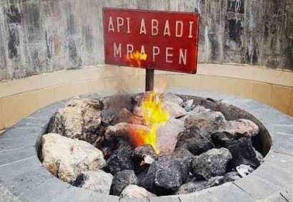 The Eternal Flame of Mrapen: A Spiritual Wonder in Java with a Historical Origin