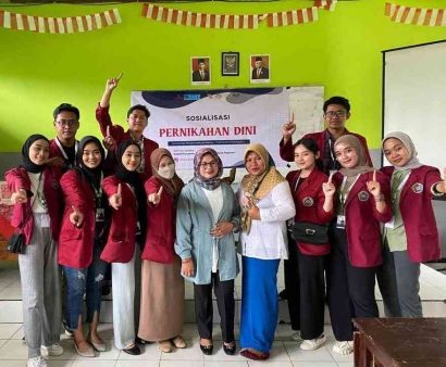 Mahasiswa Praktikan Universitas Muhammadiyah Malang Melakukan Sosialisasi Mencegah Pernikahan Dini di SMP Negeri 4 Ngantang Satu Atap