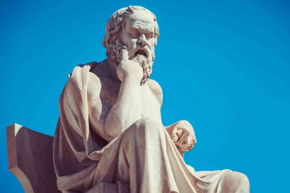 Socrates dan Growth Mindset: Mengembangkan Potensi Pribadi melalui Filsafat Kuno