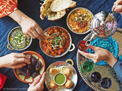 Puisi Ramadan: Makan