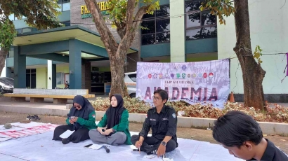 Akademia: Bahasa Indonesia Dahulu Sumpah Persatuan Pemuda, Kini Mulai Ditinggalkan Pendidikan