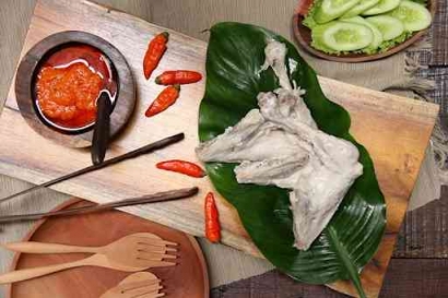 5 Fakta Menarik dari Ayam Pop, Makanan Khas Padang yang Populer!