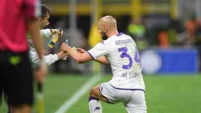 Ketika Ranieri Pura-pura Cedera agar Amrabat bisa Berbuka Puasa di Laga Inter Vs Fiorentina