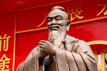 Peristiwa yang Menjadi Tonggak Sejarah (4): Konfusius Mengajarkan Kebajikan di Tiongkok