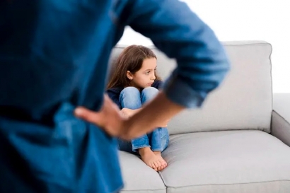 Emosi Ananda Mengendalikan Ayah-Bunda dengan Cara Tidak Sehat? Yuk Cari Solusinya
