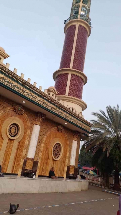 Masjid Sebagai Tempat Ibadah Dan Dzikir