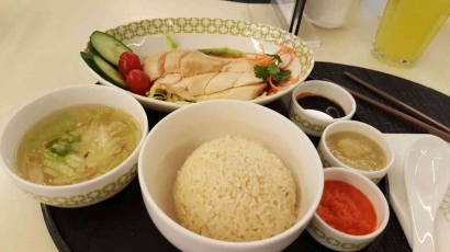 Variasi Nasi Ayam Hainam sebagai Menu Berbuka Puasa