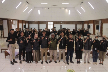 Kukuhkan 51 Generasi Muda, Jabar Bergerak Zillenial Kota Bandung