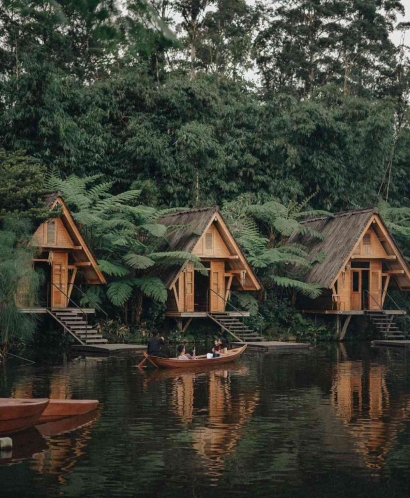 Wisata Alam Menarik di Dusun Bambu Lembang, Review dan Harga Tiket Masuk