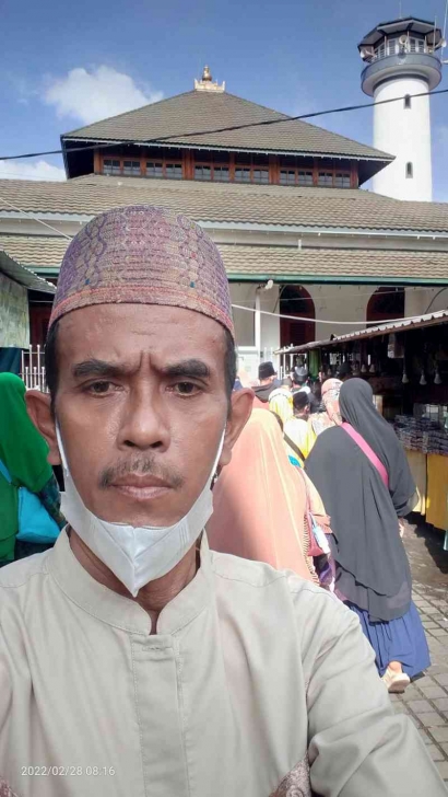 Tradisi Maleman di Masjid Agung Sunan Ampel Surabaya