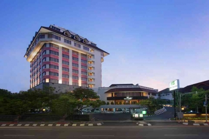 Mudik, Staycation Anti Ribet di Hotel Santika Premiere Semarang dan Museum Jenang Gusjigang