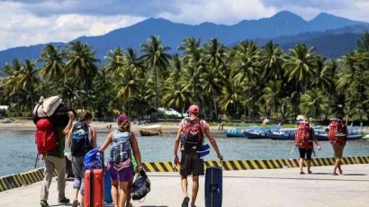 Menjaga Keamanan Pariwisata Indonesia: Upaya Pemerintah dalam Mengatasi Wisatawan Mancanegara yang Tak Patuh Aturan