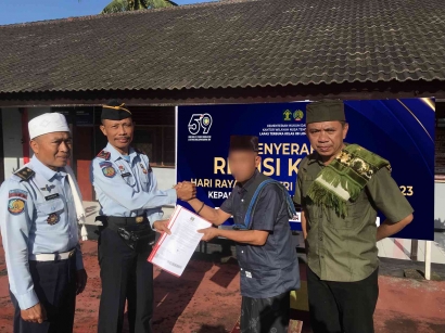Belasan Warga Binaan Lapas Terbuka Lombok Tengah Kanwil Kemenkumham NTB Mendapatkan Remisi Idul Fitri