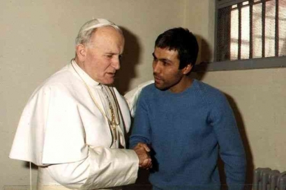 Paus Yohanes Paulus II, Idul Fitri, dan 4 Langkah Memaafkan