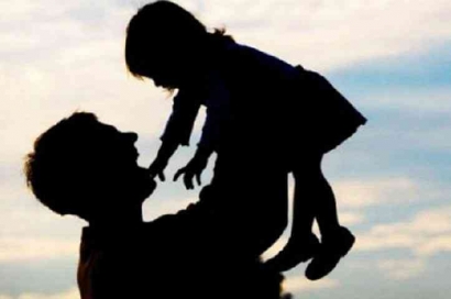 Fatherless : Seberapa Penting Peran Ayah bagi Tumbuh Kembang Anak?