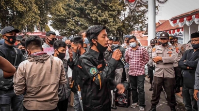 Aktivis Mahasiswa Ajak Masyarakat Awasi Proyek 9,4 M di Aceh Tengah