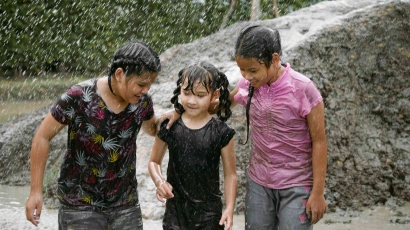 Manfaat Madu untuk Jaga Kesehatan Keluarga di Musim Hujan