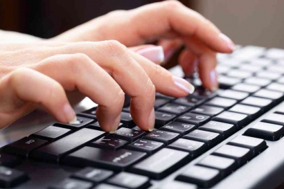Mengetik 10 Jari: Tips dan Trik Supaya Kamu Cepat Mahir Dalam Mengetik Menggunakan Keyboard